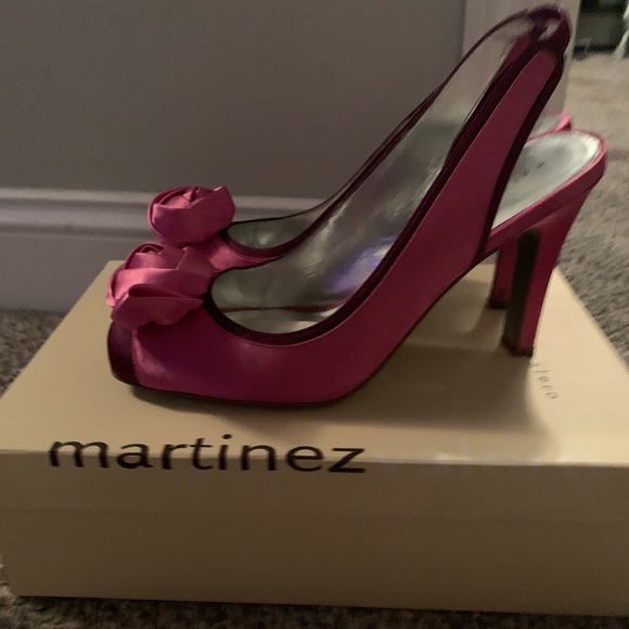 Martinez Valero Shoes - Martinez Valero hot pink satin pump